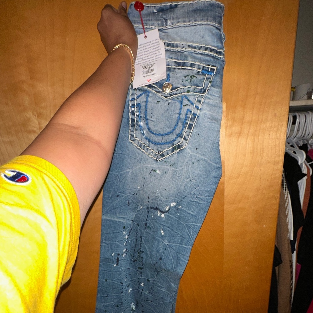 True Religion Relaxed Jeans Size 32